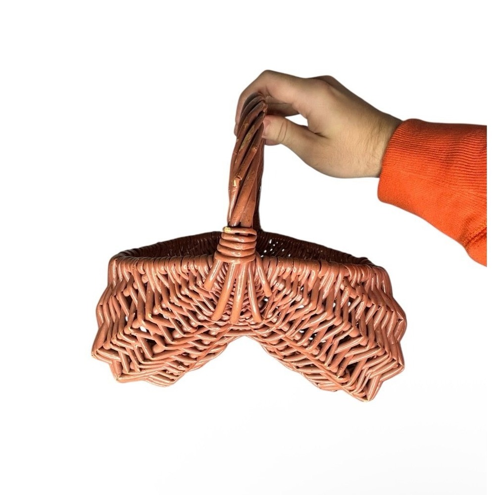 Vintage Hand Woven Cottage Core Glossy Wicker Buttocks Whimy‎ Basket RARE